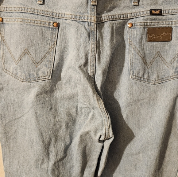 Wrangler Mens Light Wash Straight Leg Jeans Size 40 X 32 - Picture 10 of 13